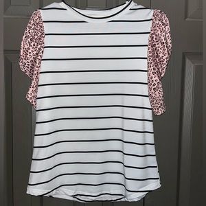 Black and white stripe, leopard puff short sleeves